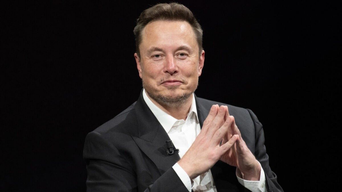 Elon Musk quiere hacer buenos a los videojuegos otra vez… utilizando IA. El chiste se cuenta solo