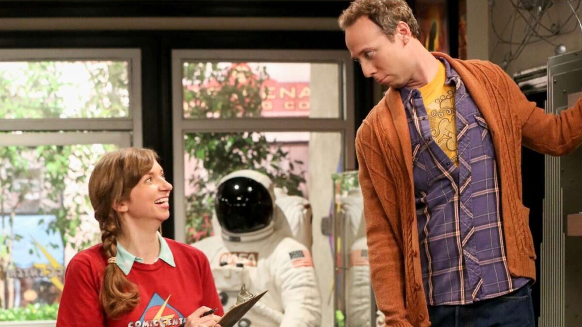 ¿Te acuerdad de Stuart de The Big Bang Theory? Tendrá un spin-off y ya sabemos su nombre