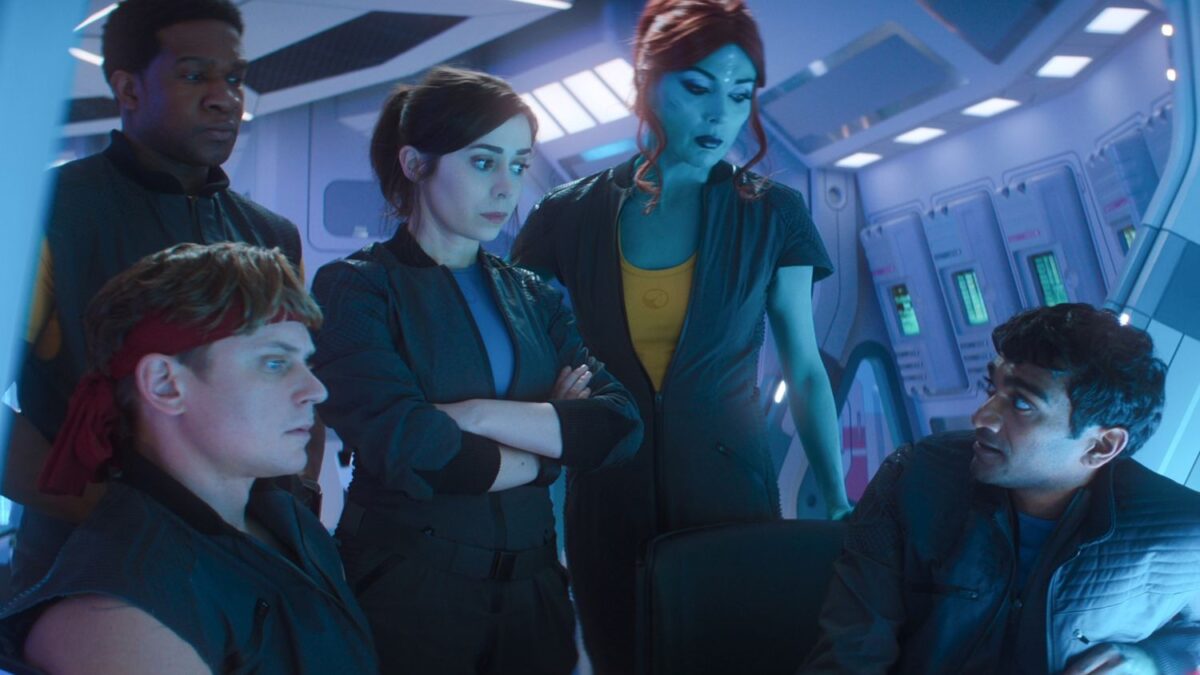 ¡Vuelve la mejor serie de ciencia-ficción de Netflix! ‘Black Mirror’ estrena su nuevo tráiler