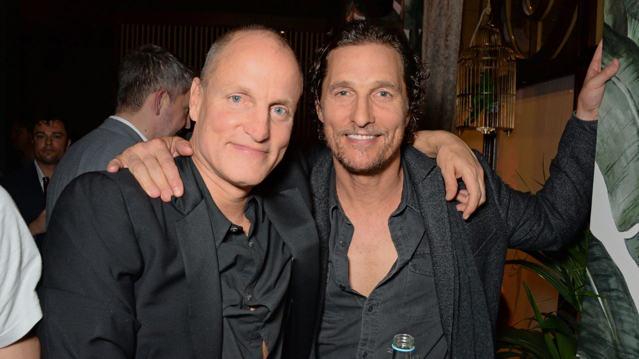 La serie de Matthew McConaughey y Woody Harrelson detiene su producción después de grabar 8 episodios