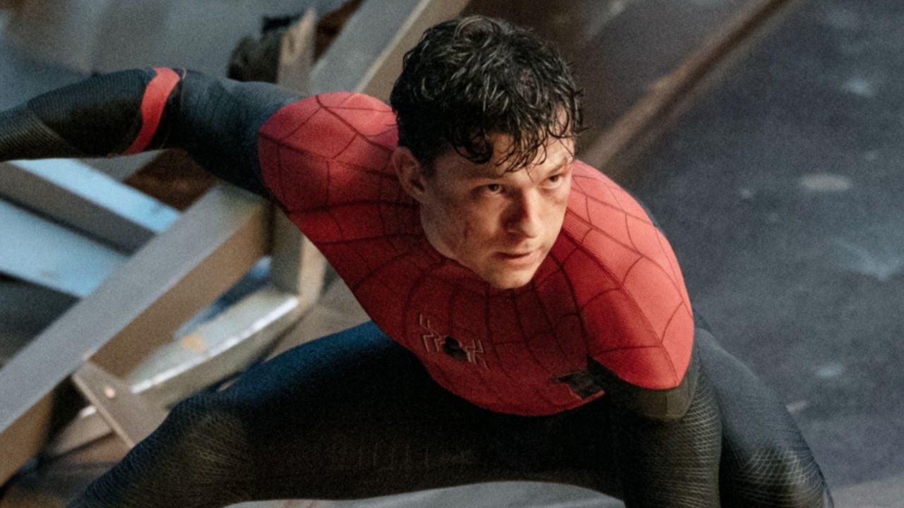 Marvel sabe bien cómo crear hype y lo consigue enseñando el nuevo traje de Spider-Man