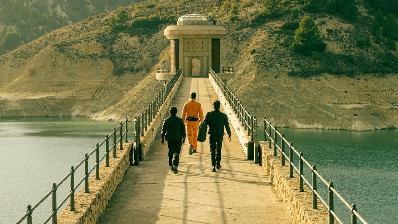 Ya no queda nada para que podamos ver la nueva serie del creador de La casa de papel que lo va a petar