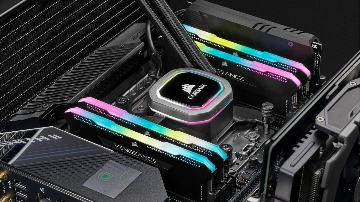 Se gasta 1.000 dólares en RAM y recibe unas memorias decorativas de Corsair
