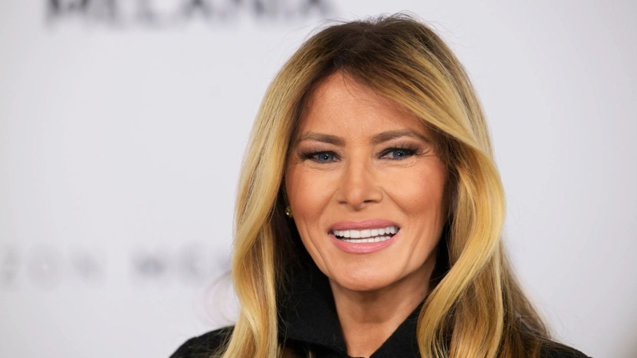 Melania Trump ahora va contra Jimmy Kimmel y exige su cabeza