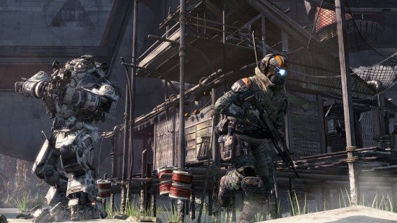 titanfall titan vs pilot