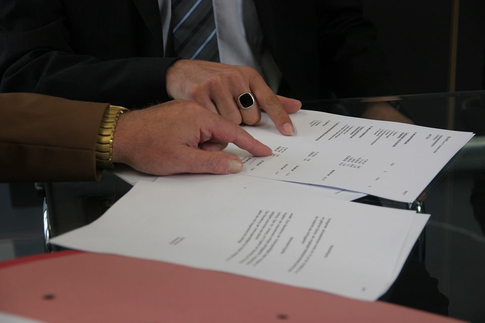 contract-408216_960_720 (1)