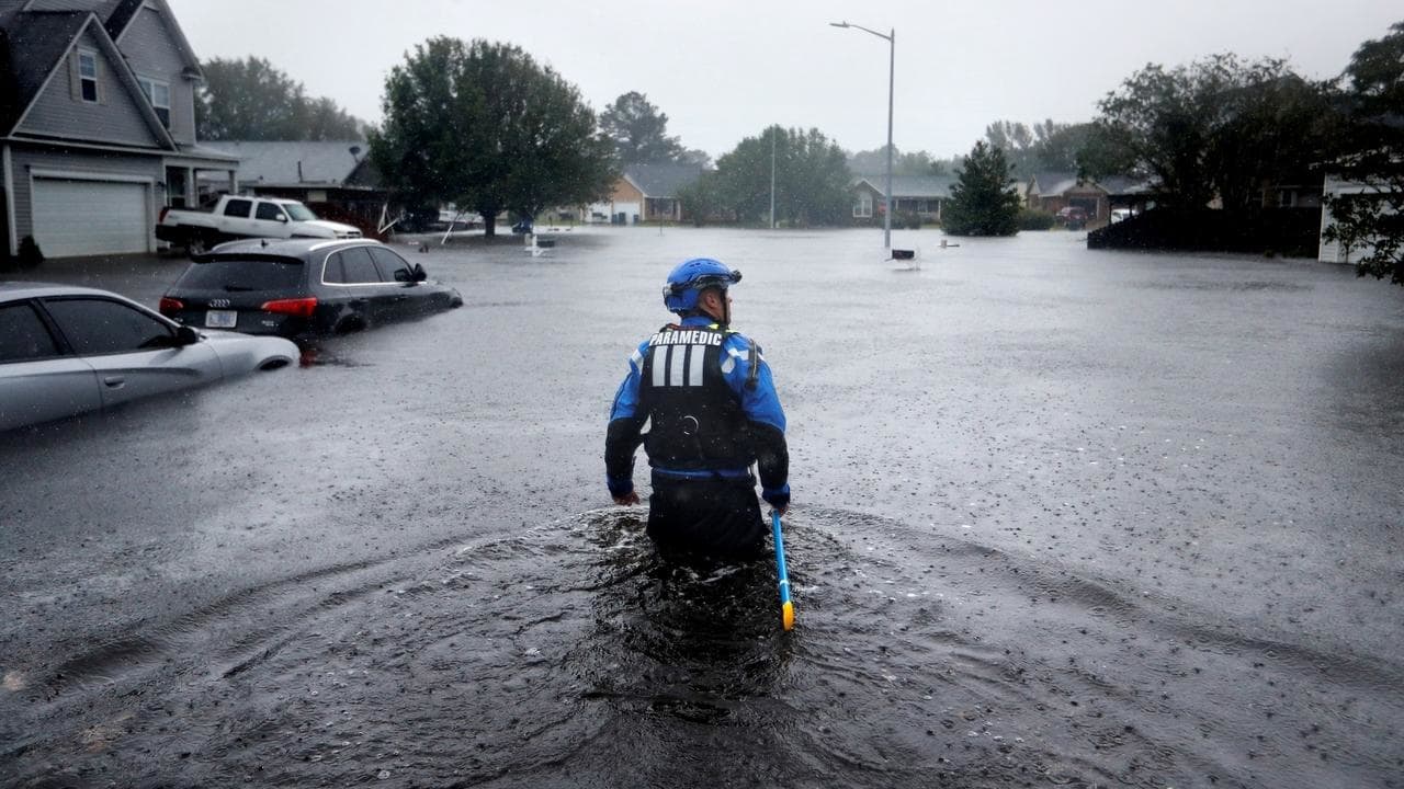 Flood Paramedic