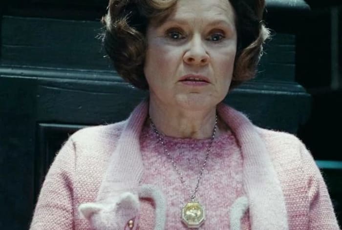 Umbridge Deathly Hallows locket