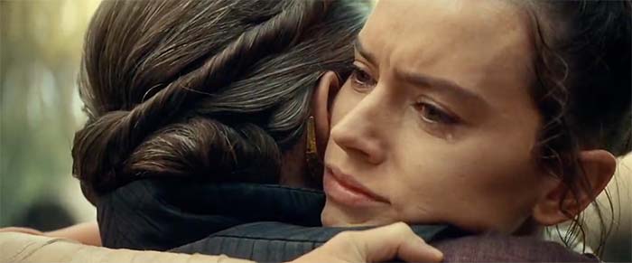 Rey hug
