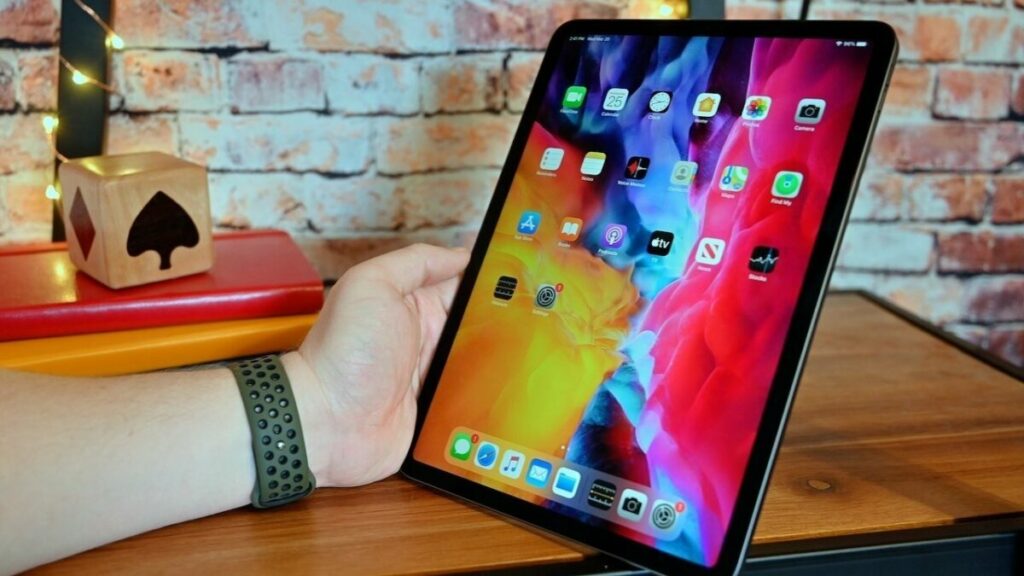 Upgrade to iOS 15.3, iPadOS 15, and macOS Monterey