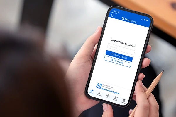 How does TeamViewer work and what can it do?