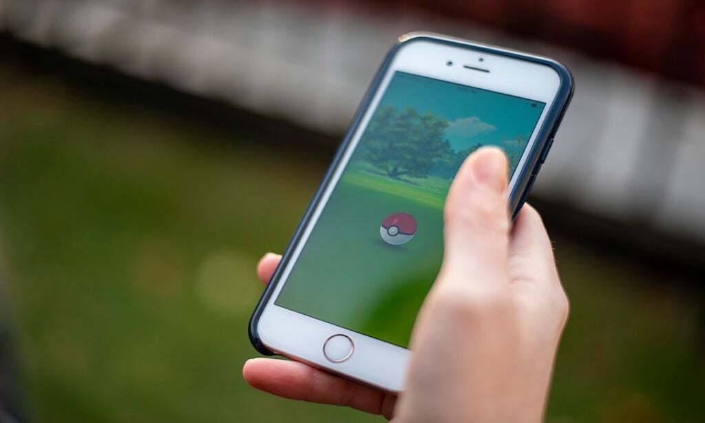 Unlock fun and rewards with Pokémon GO Party Challenges in Party Play. Complete tasks, earn rewards, and team up with friends! Explore now!