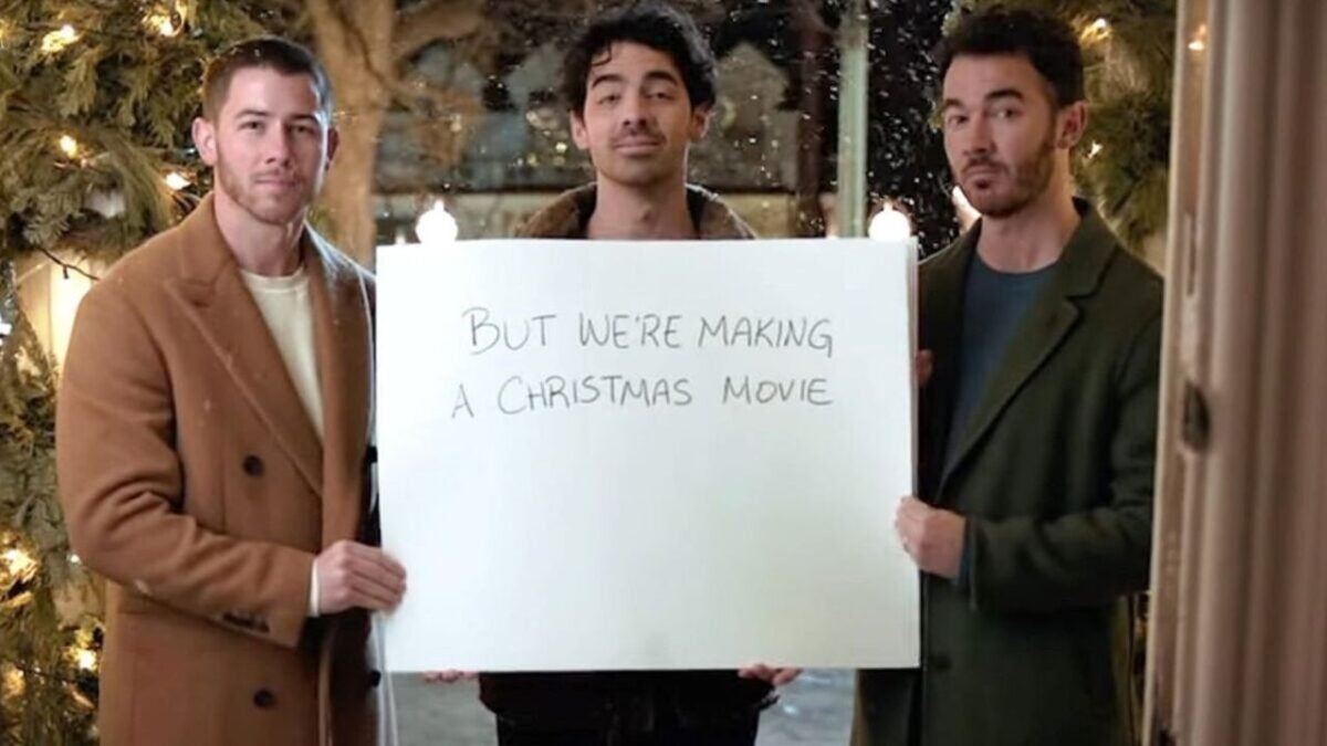 The Jonas Brothers will star in a Christmas movie in the purest Love Actually style