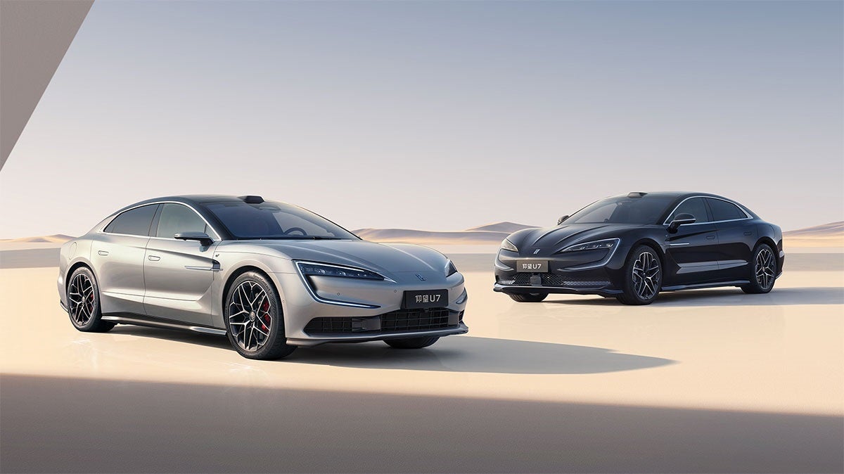 BYD Enters Ultra-Luxury Electric Car Market with Yangwang U7 Launch