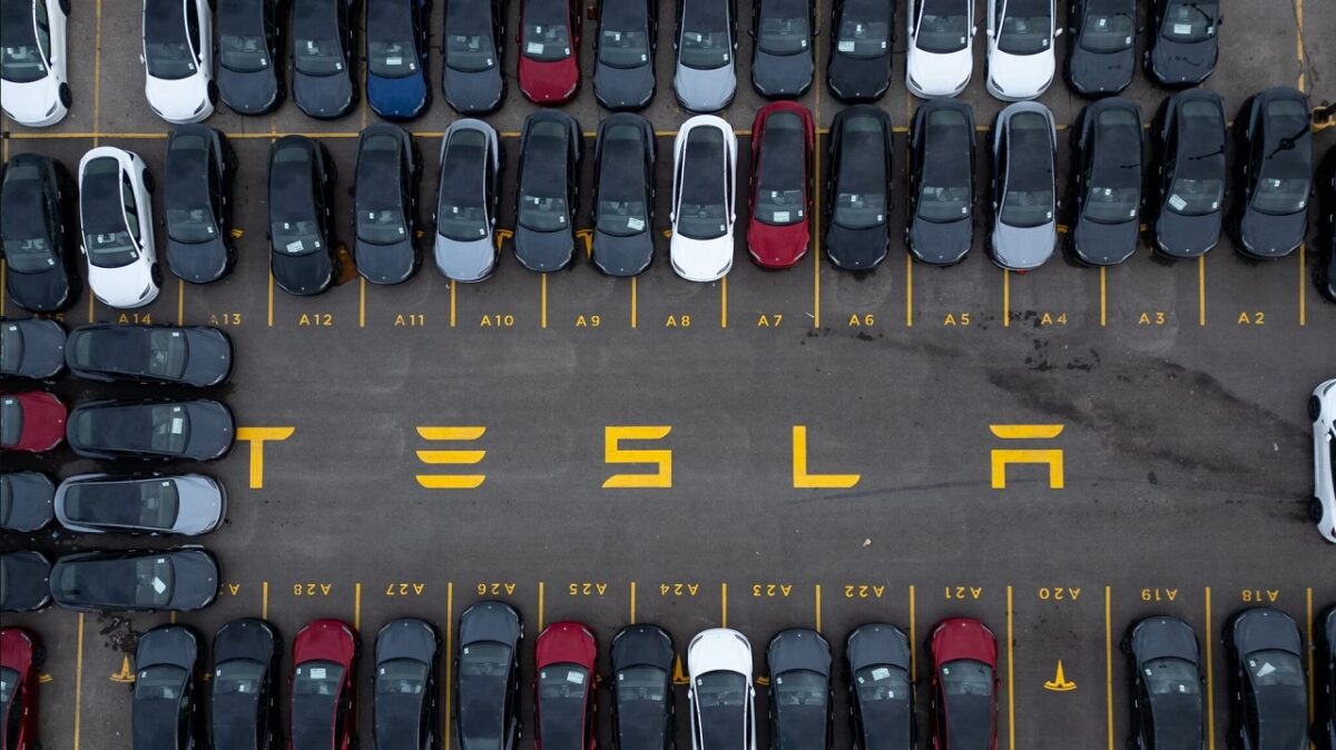 Las ventas de Tesla caen en Europa
