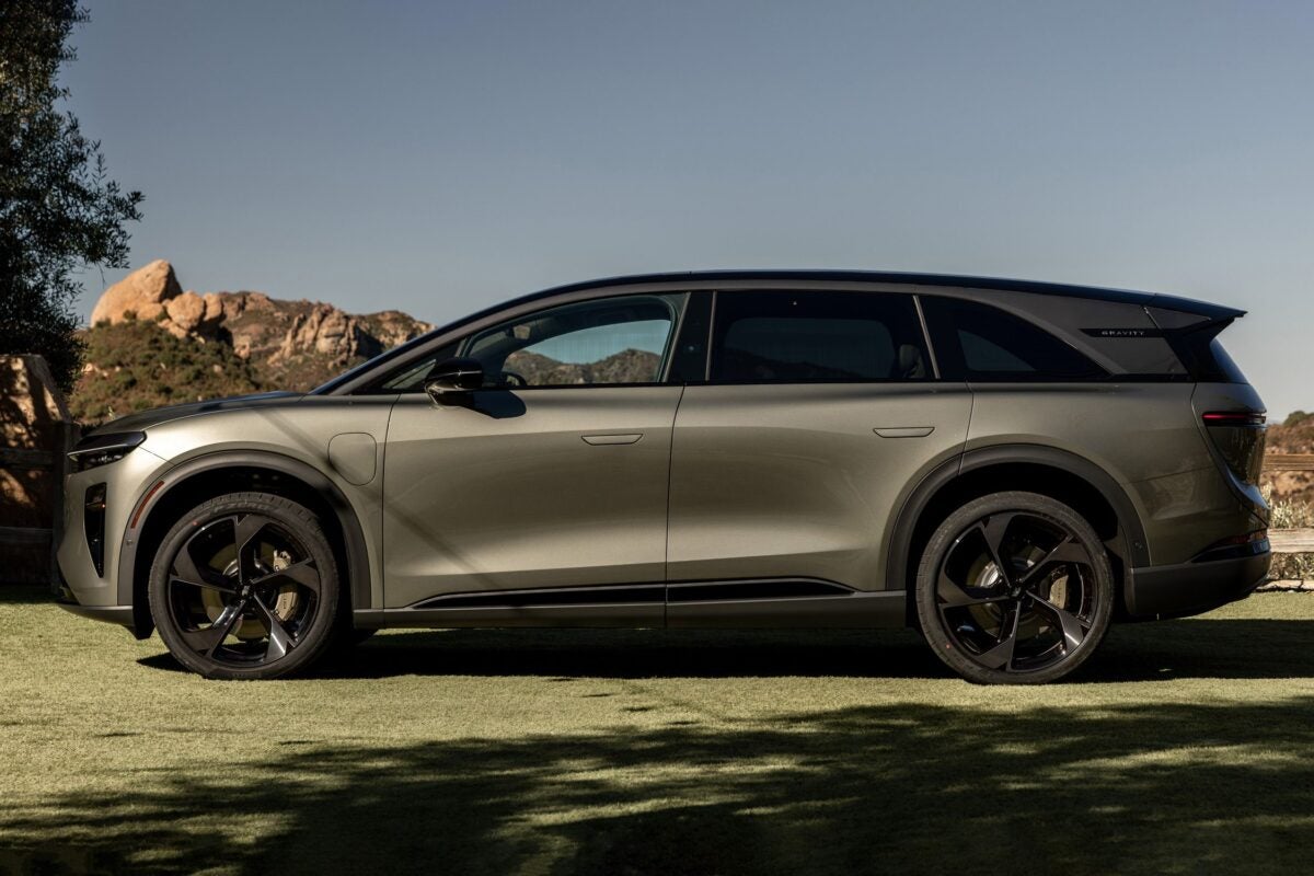Experience the Future: Lucid Gravity Grand Touring Offers 450-Mile Range