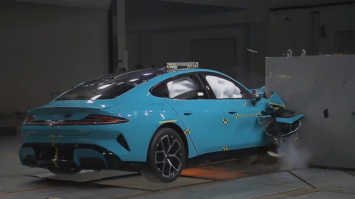 Tech-Savvy Consumers Flock to Xiaomi SU7 for Performance and Innovation