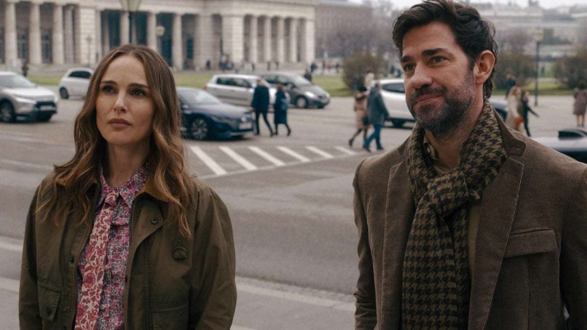 The movie in which John Krasinski has had the most fun so far premieres on Apple TV+