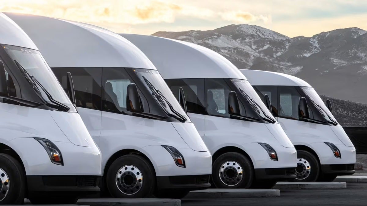 Production Delays Push Tesla Semi European Launch to 2026