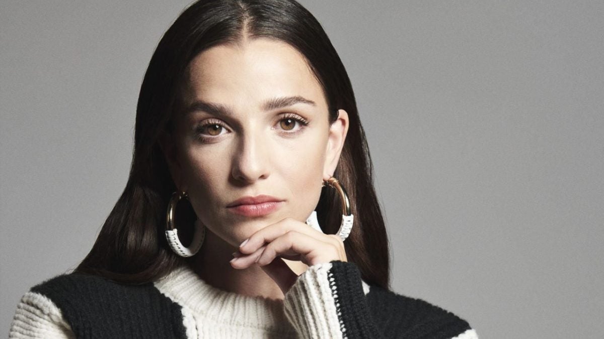 Marisa Abela joins Henry Cavill and Russell Crowe in the remake of a film that marked a generation