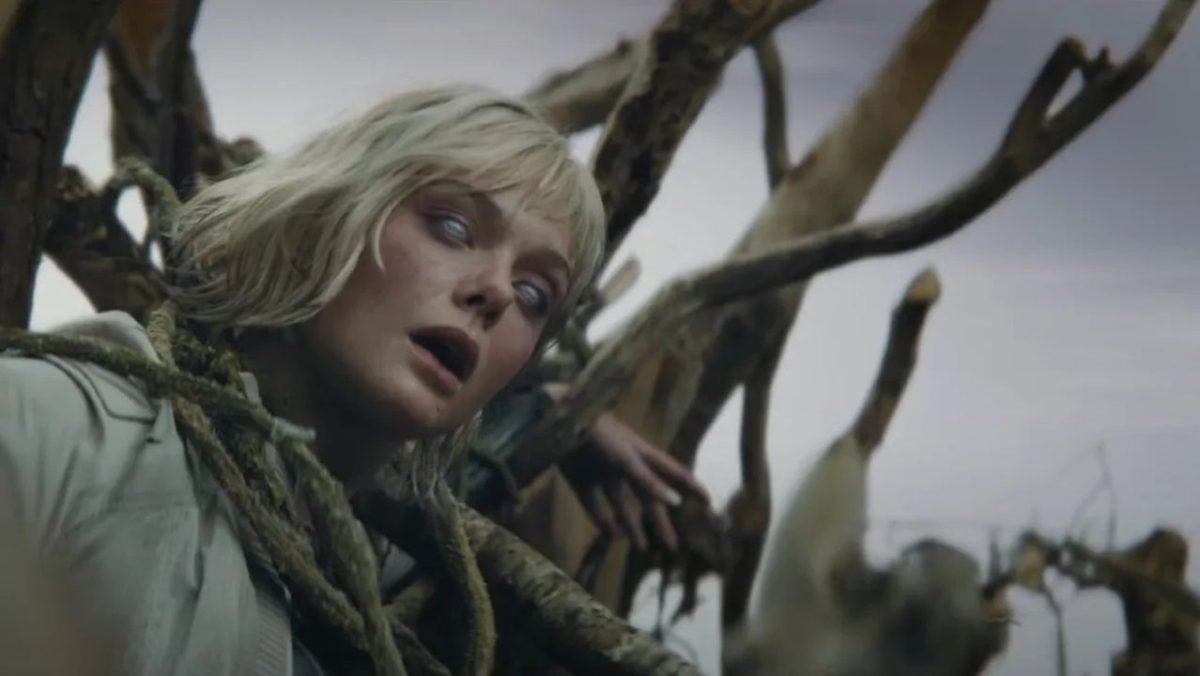 The new Predator movie has a trailer with a great lead: Elle Fanning