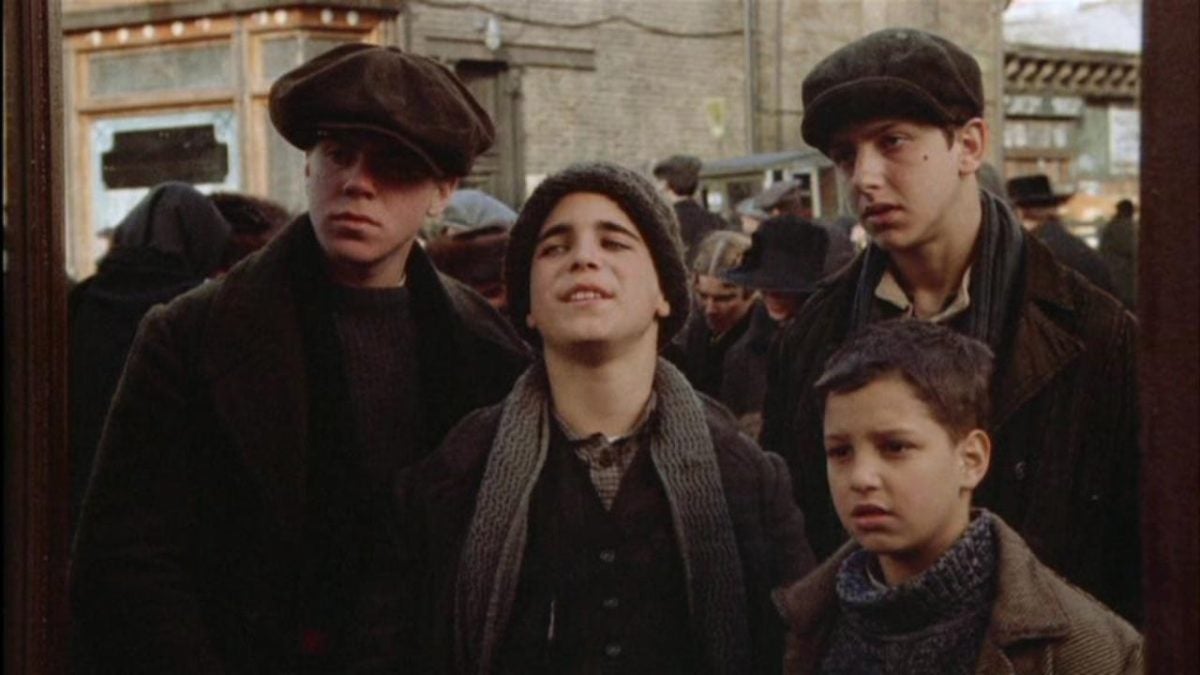 This is the greatest gangster movie in history, it is forgotten and you can watch it streaming