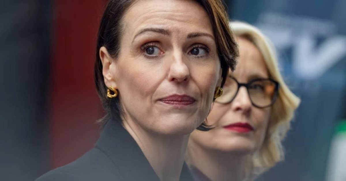 This new Netflix series delves into a political crisis led by women