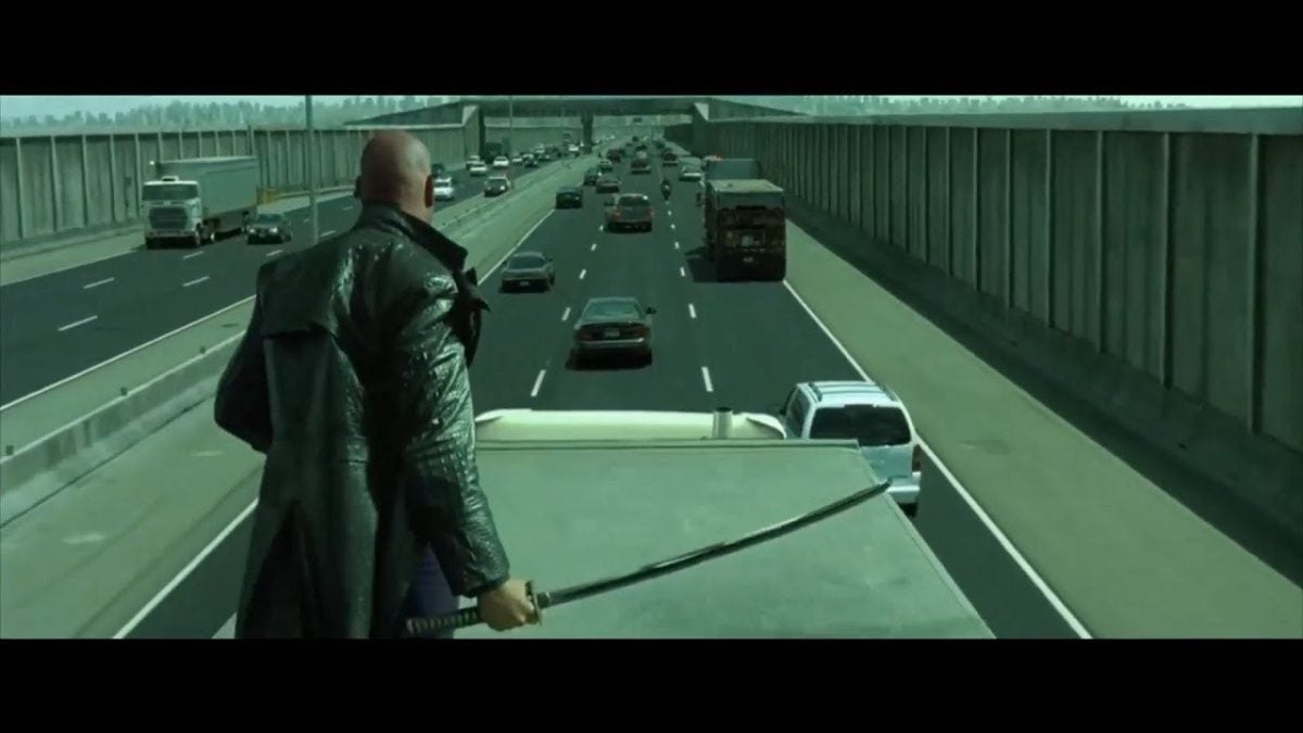 2.5 million dollars, creating a highway from scratch and destroying 300 vehicles: that is the cost of one of the most iconic action scenes in film history