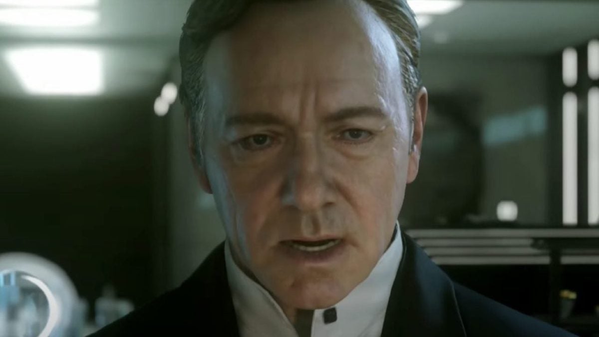Kevin Spacey acted strangely while playing Call Of Duty. Yes, I know you were already expecting it