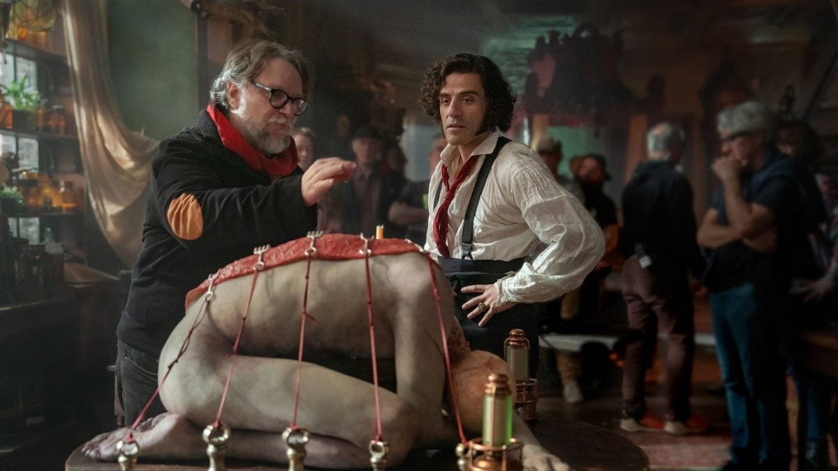Guillermo del Toro receives a two-minute standing ovation for his adaptation of Frankenstein at another film festival