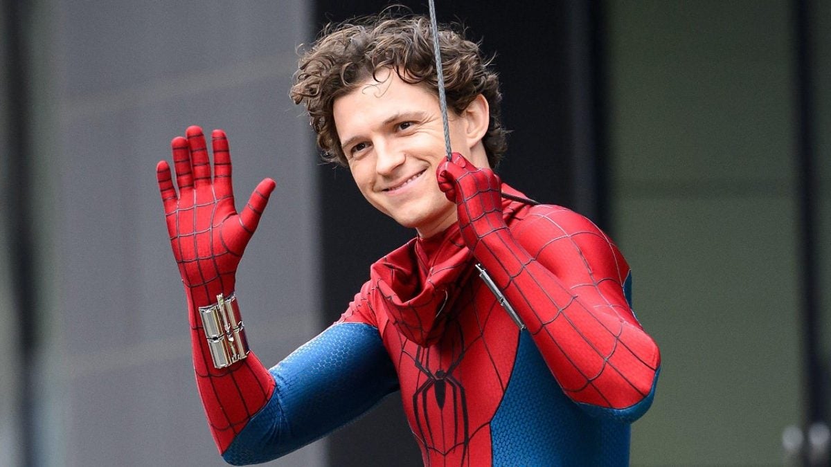 Tom Holland suffers a work accident while filming his scenes for Spider-Man: Brand New Day
