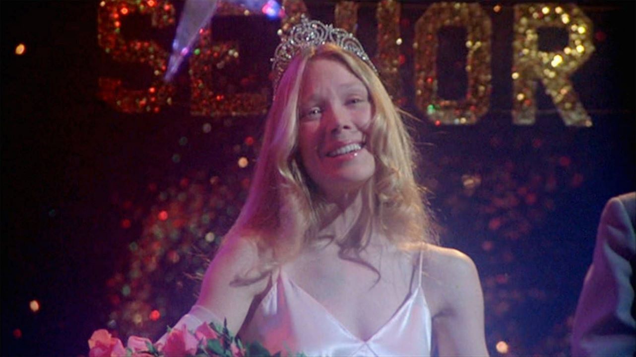 We already know when the incredible new adaptation of Stephen King created by Mike Flanagan will premiere