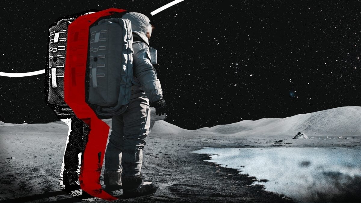 A YouTuber "lands" on the Moon using hardware from the 80s