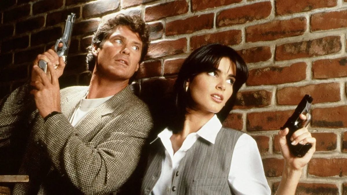 'Baywatch' was so successful that they even made a spin-off about night detectives and aliens. For better or for worse, it lasted 44 episodes