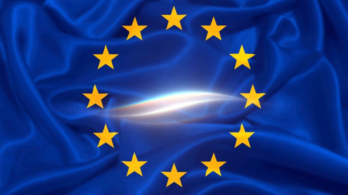 Five months of waiting (or more) for Siri AI in the European Union: can we do anything?