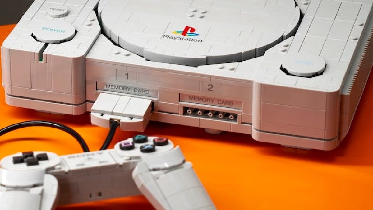 LEGO’s original PlayStation set is now available early for Insiders