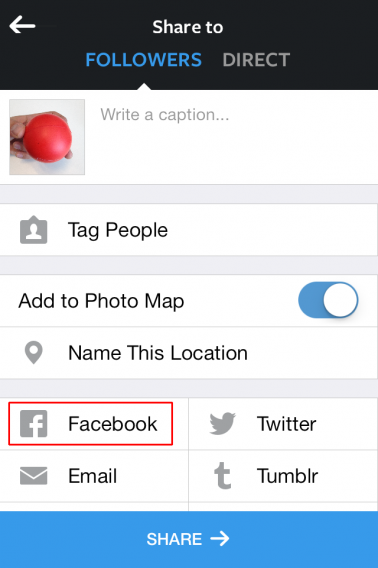 Condividi su Facebook
