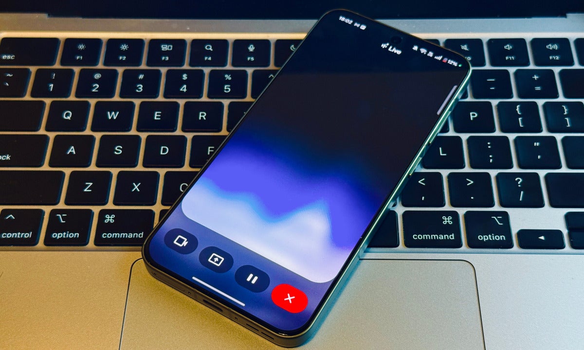 Gemini Live ora ricorda le conversazioni passate: Google porta la memoria anche nella voce