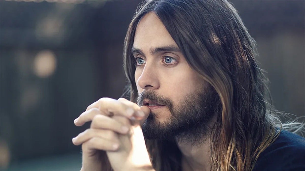 Altre dieci donne accusano Jared Leto di molestie sessuali, molte di loro adolescenti