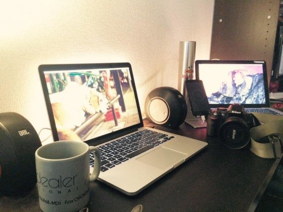 kamiya-san_desk