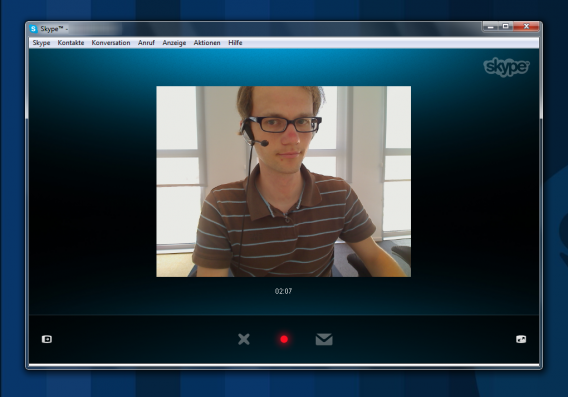 So versenden Sie Videonachrichten mit Skype