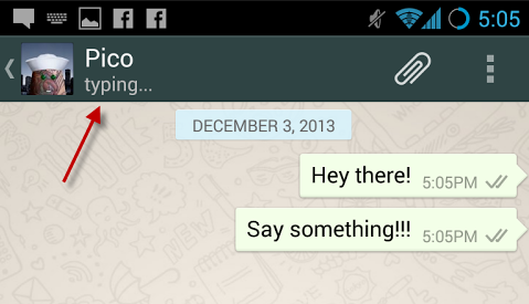 WhatsApp en train de taper WhatsApp en train de taper