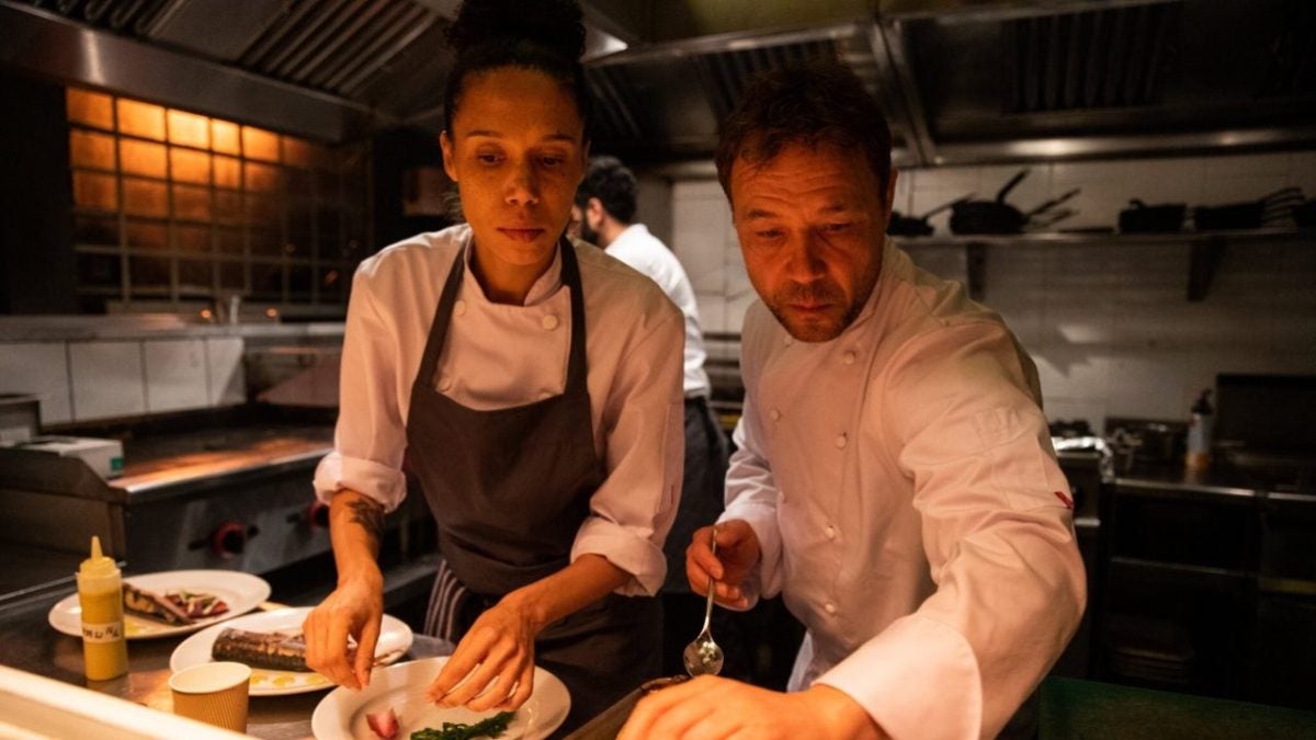 Si tu aimes 'The Bear', il y a un film des créateurs de 'Adolescencia' qui l'améliore sur tous les points