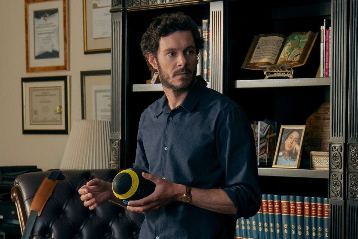 Adam Brody trouve quelques défauts dans la façon dont il a abordé son personnage dans Nobody Wants This