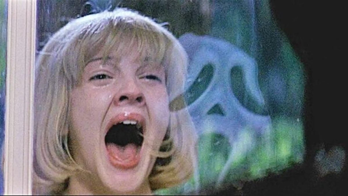 La police a dû intervenir pendant le tournage de Scream parce qu'ils pensaient qu'ils étaient en train de tuer quelqu'un