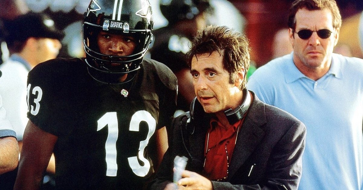 Ce film classique d'Al Pacino et Oliver Stone est ton film parfait si tu penses qu'un terrain de football est comme un champ de bataille