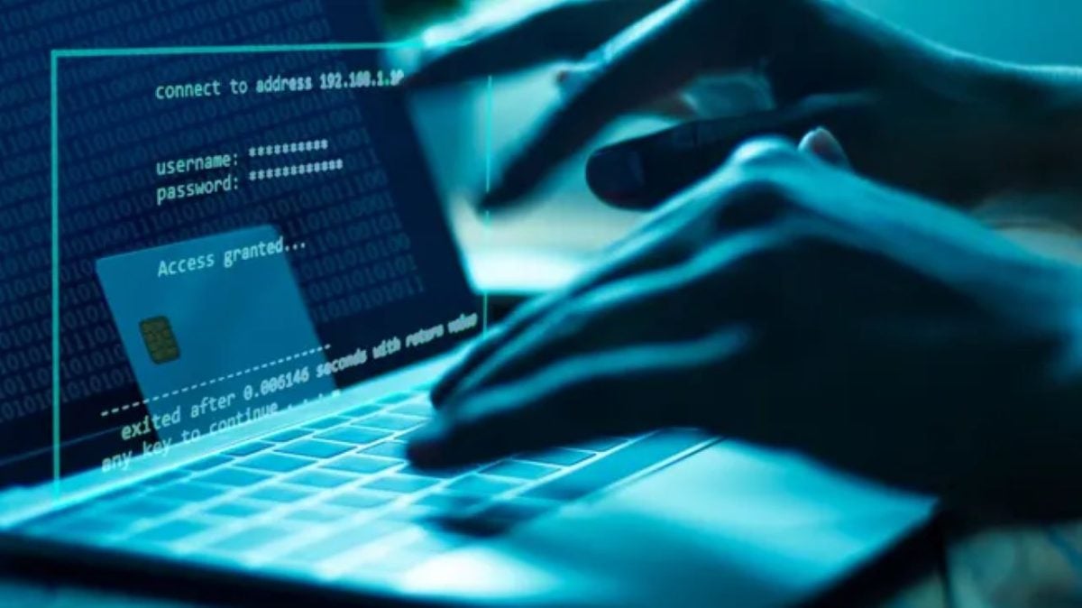 Si tu as un email sur Roundcube, fais attention ! Il se peut qu'ils aient accédé à ton compte illégalement