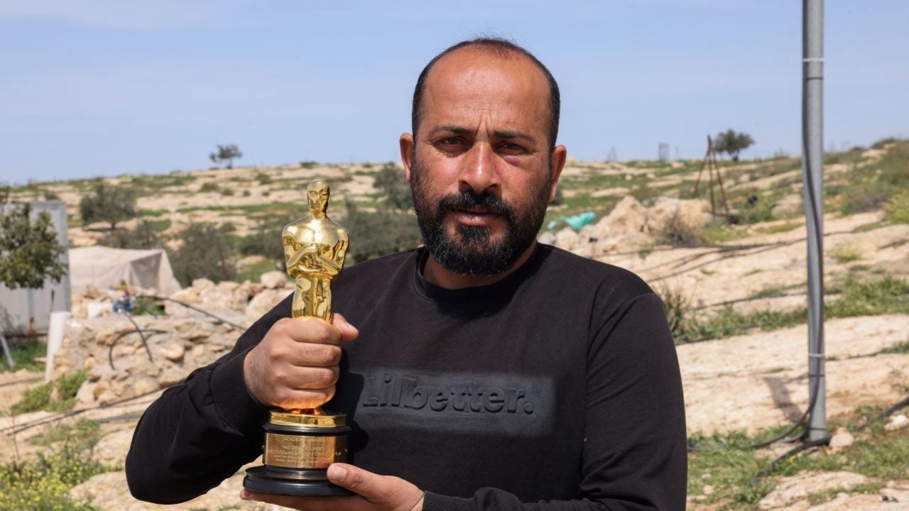 Un réalisateur oscarisé, attaqué par Israël. Et ce n'est pas la première fois