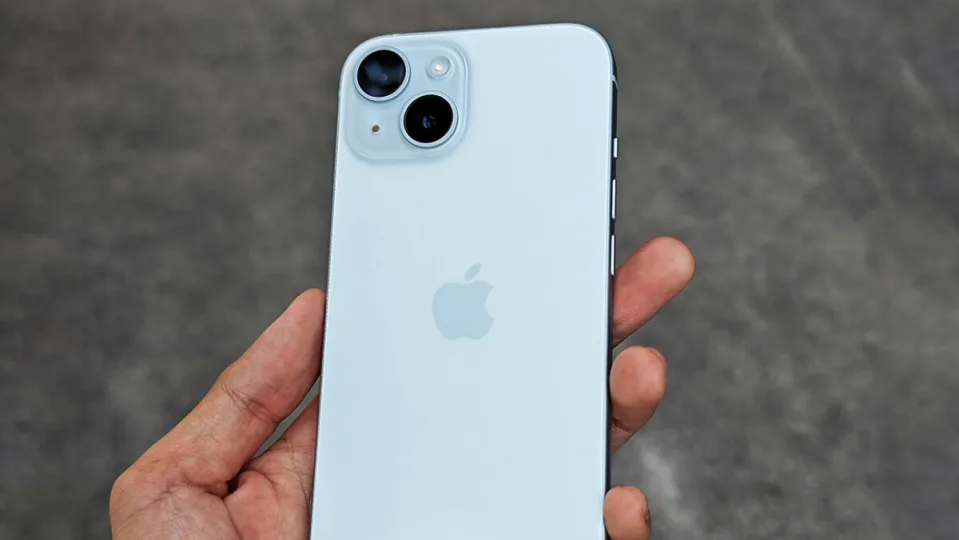 El iPhone 15 cae de precio por primera vez desde su lanzamiento