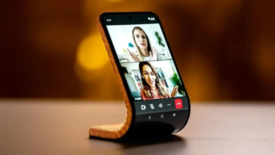 Teléfono a la moda: Conoce el dispositivo de brazalete flexible de Motorola